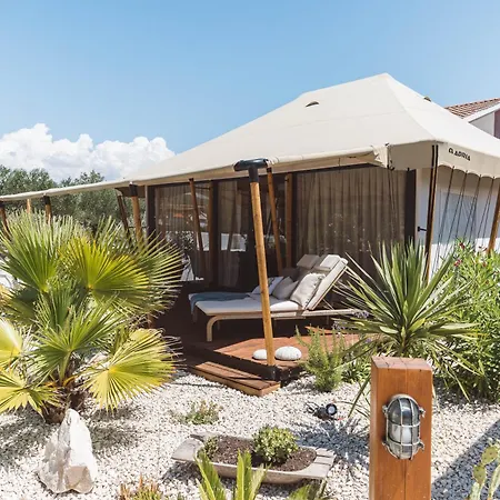 Campeggio Glamping Olive And Sea Bibinje