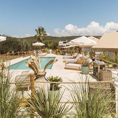 Campeggio Glamping Olive And Sea *