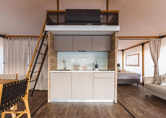 Glamping Olive And Sea Camping Bibinje