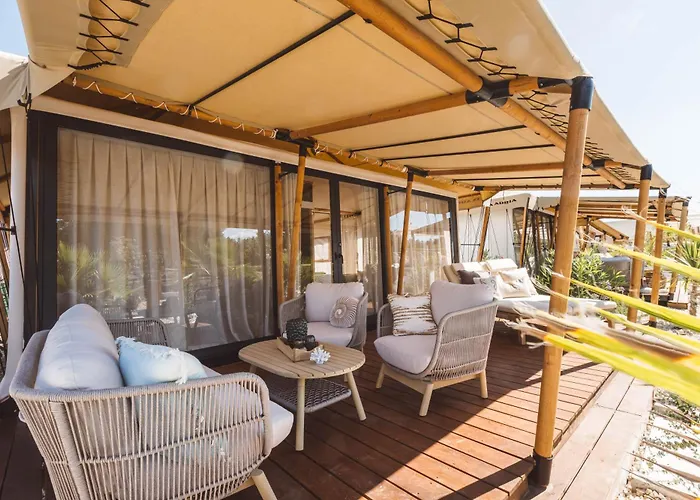 Glamping Olive And Sea Camping